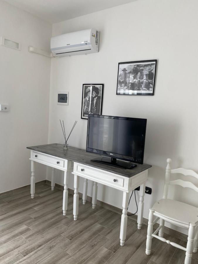La Casa Di Nina Bed and Breakfast Λέτσε Εξωτερικό φωτογραφία