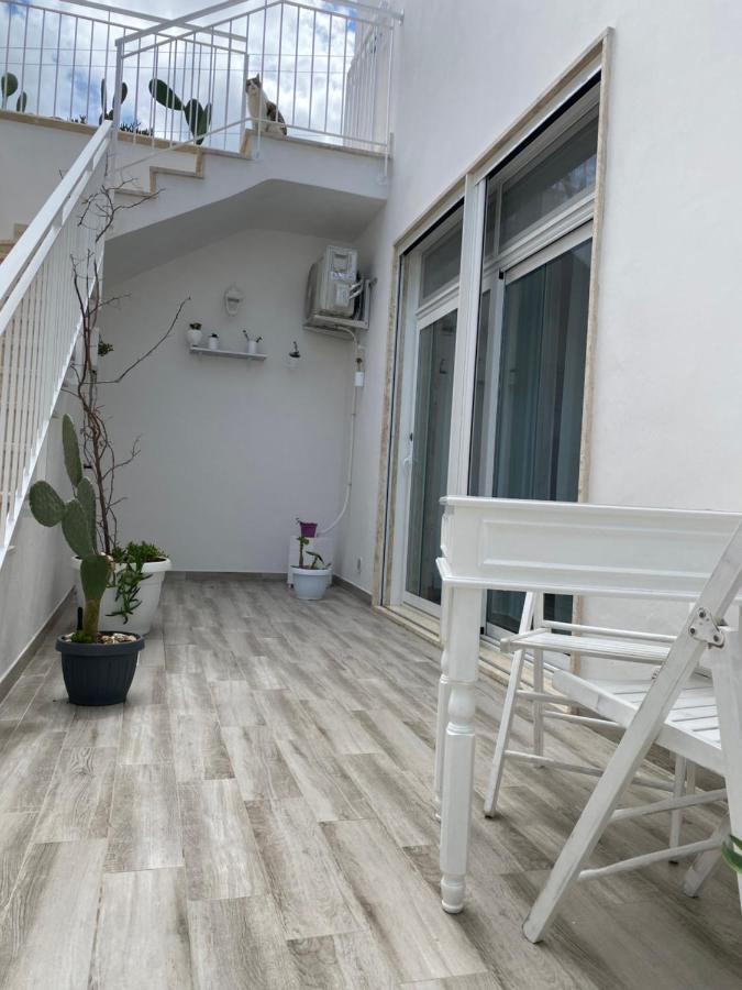 La Casa Di Nina Bed and Breakfast Λέτσε Εξωτερικό φωτογραφία